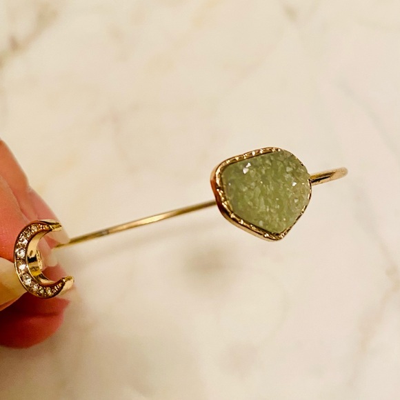 ๐ฅ 4 for $20! ๐ฅ Moon stone cuff bangle ๐ - Picture 3 of 4